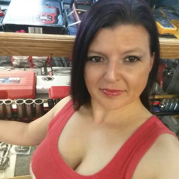 Meet your Posher, Celeste - Picture 1 of 1